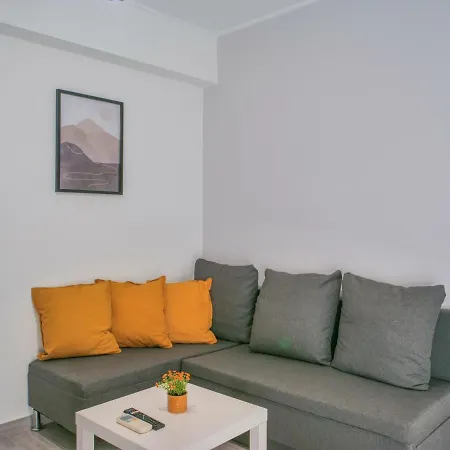 Chrilenia Aparments * קלמאטה